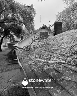 Image post by @stonewaterroofing on Instagram