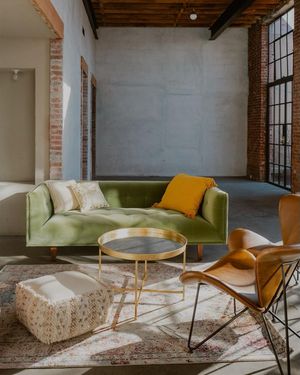 Image post by @rentquest_nyc on Instagram