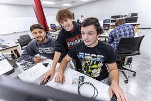 Image post by @uindy on Instagram
