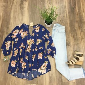 Image post by @shopoutoftown on Instagram