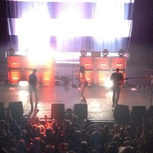 Image post by @thewarfield on Instagram