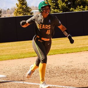 Image post by @baylorsoftball on Instagram