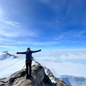 Image post by @white.desert.antarctica on Instagram