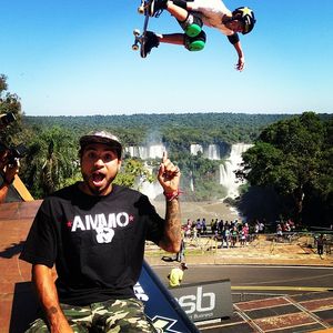 Image post by @mannysantiago on Instagram