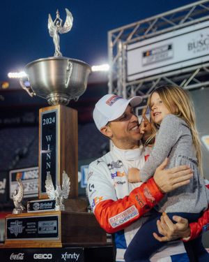 Image post by @dennyhamlin on Twitter/X