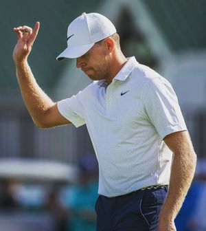 Image post by @alexknappegolf on Instagram