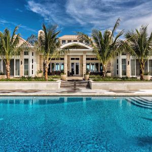Image post by @christiesrealestate on Instagram