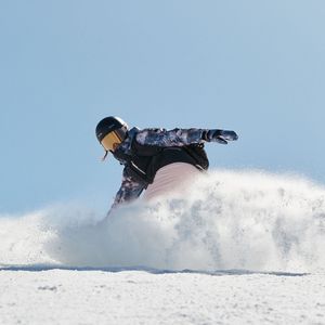 Image post by @roxy on Instagram