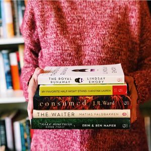 Image post by @gallerybooks on Instagram