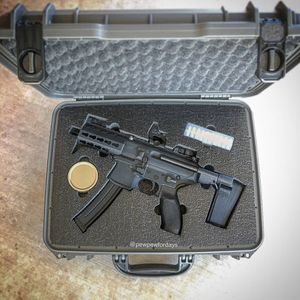 Image post by @seahorsecases on Instagram