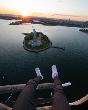 Image post by @flynyon on Instagram