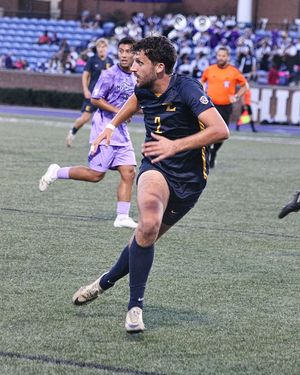 Image post by @etsumsoccer on Instagram