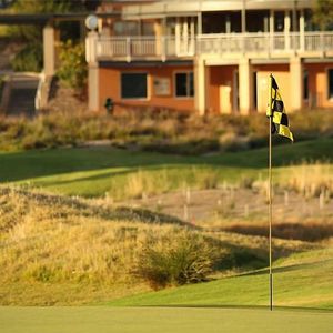 Image post by @glenelggolf on Instagram