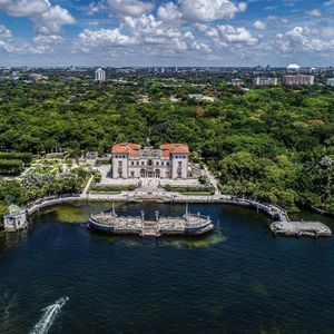 Image post by @dronepals on Instagram