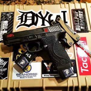 Image post by @seahorsecases on Instagram