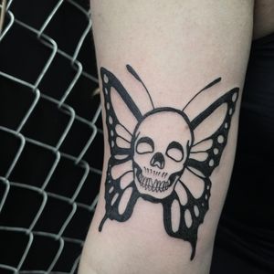 Image post by @jessfoxtattoos on Instagram