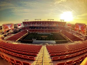 Image post by @rjstadium on Instagram
