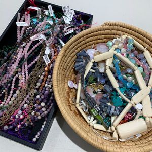 Image post by @beadcache on Instagram