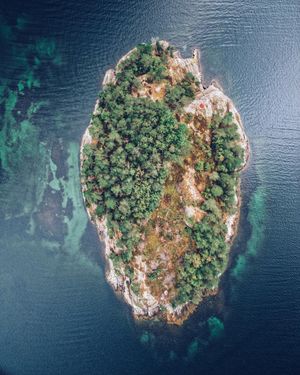 Image post by @dronepals on Instagram