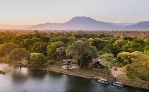 Image post by @chiawasafaris on Instagram