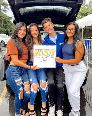 Image post by @hofstradanceteam on Instagram