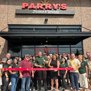 Image post by @parryspizza on Instagram