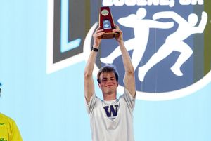 Image post by @uwtrack on Instagram