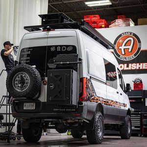 Image post by @owl.van.engineering on Instagram