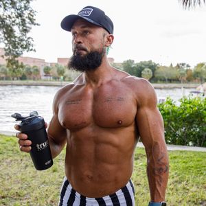 Image post by @thebodybuildingvegan on Instagram