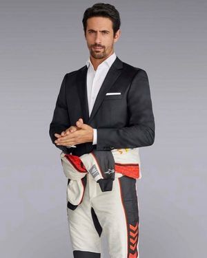 Image post by @lucasdigrassi on Instagram