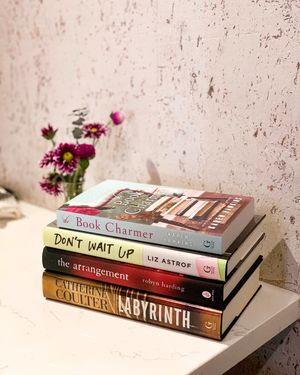 Image post by @gallerybooks on Instagram