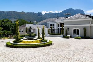 Image post by @christiesrealestate on Instagram
