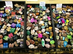 Image post by @beadcache on Instagram
