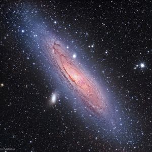 Image post by @nasaartemis on Instagram