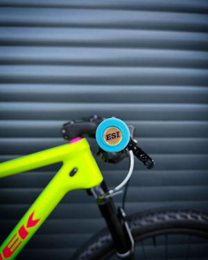 Image post by @esigrips on Instagram