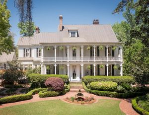 Image post by @christiesrealestate on Instagram