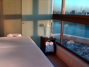 Image post by @hotelmadero on Instagram