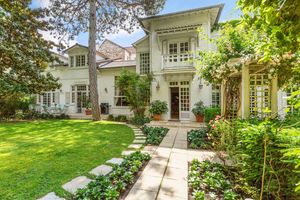 Image post by @christiesrealestate on Instagram