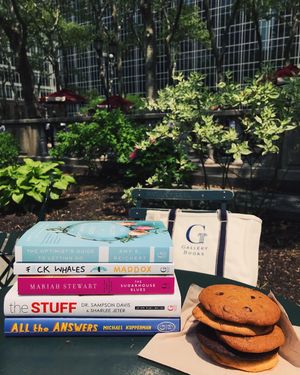 Image post by @gallerybooks on Instagram