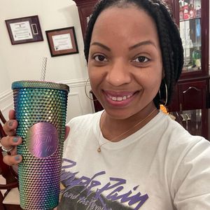 Image post by @blackgirlsinstarbucks on Instagram