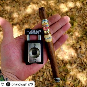 Image post by @cigarmedics on Instagram