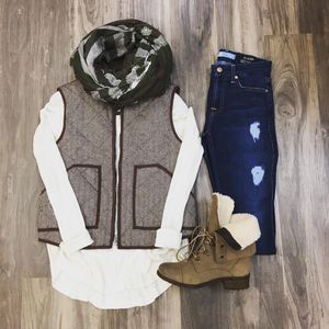Image post by @shopoutoftown on Instagram