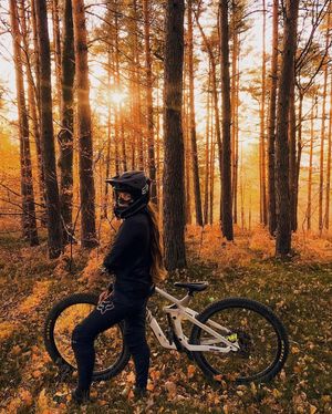 Image post by @esigrips on Instagram