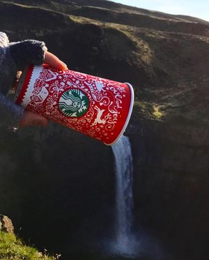 Image post by @starbucks on Instagram