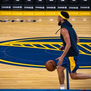 Image post by @klaythompson on Instagram
