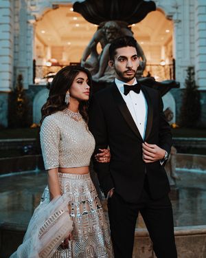 Image post by @thismodernlovephoto on Instagram