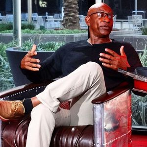 Image post by @richeisenshow on Instagram