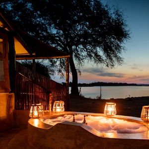 Image post by @chiawasafaris on Instagram