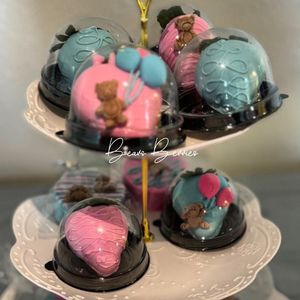 Image post by @bears-berries on Facebook