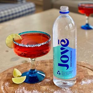 Image post by @drinkjove on Instagram